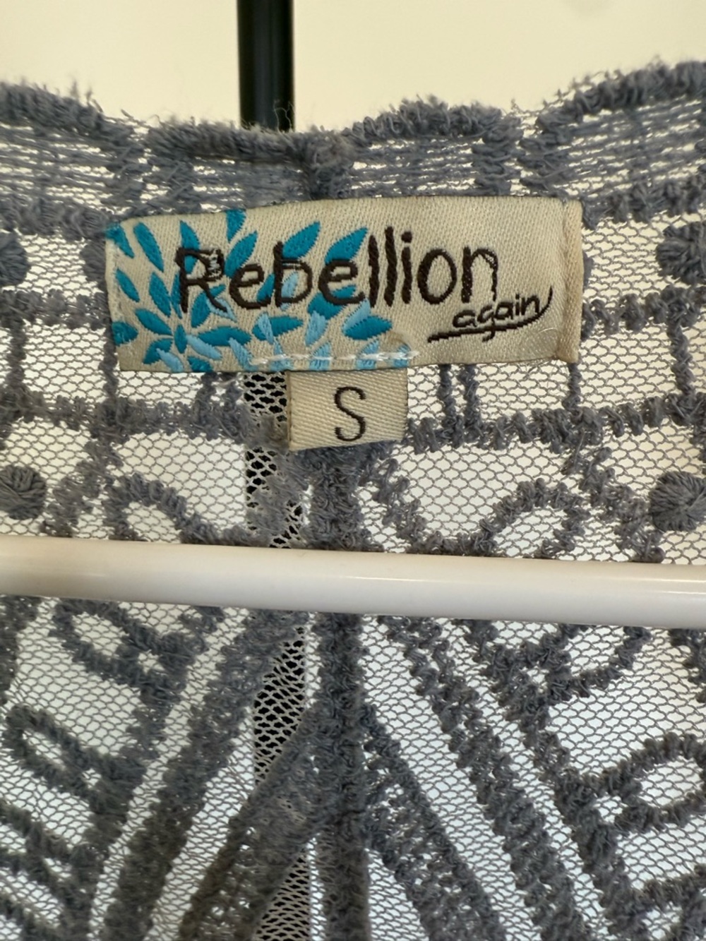 Rebellion Gray Lace Floral Kimono Overlay - Picture 4 of 5